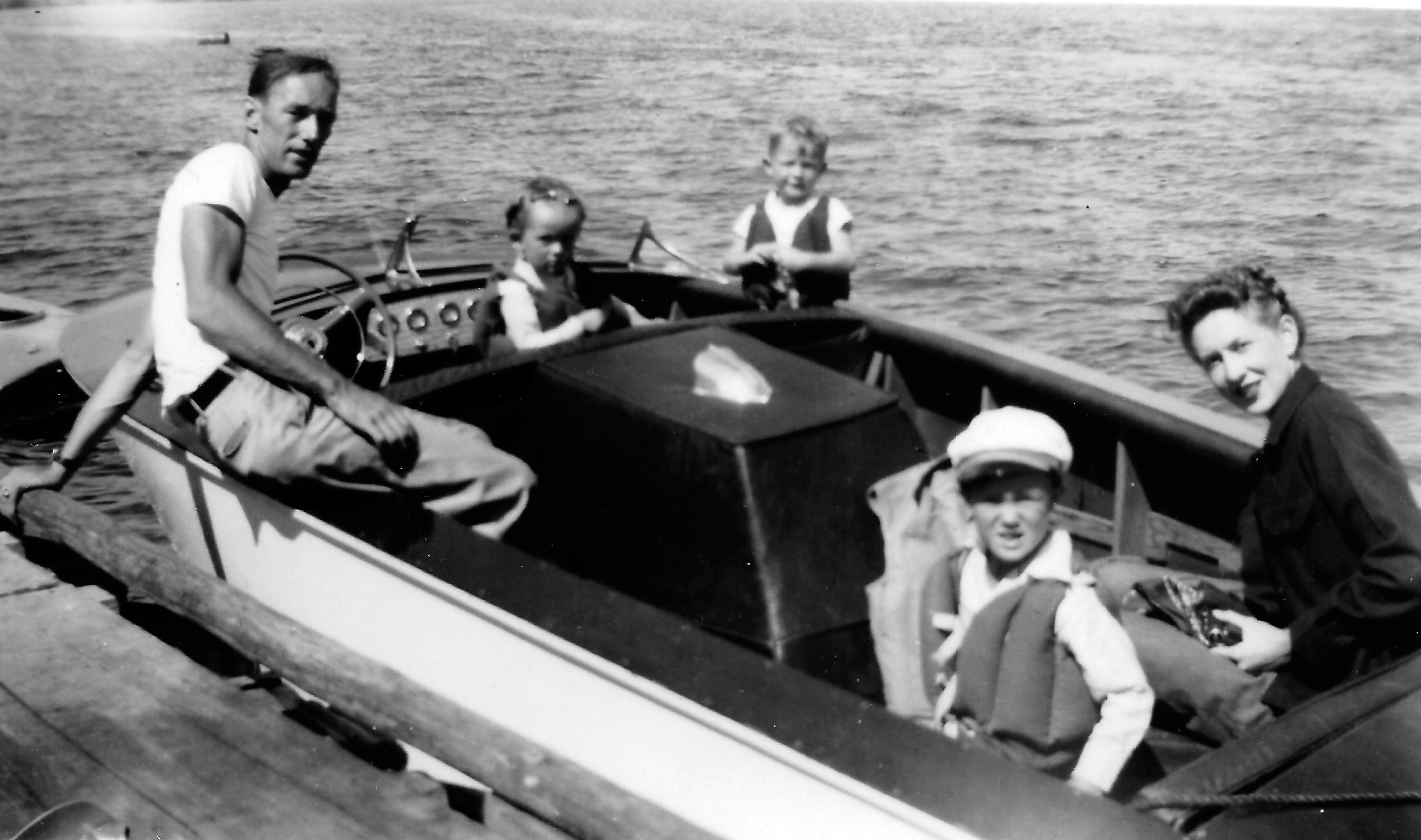 Uncle Deans Boat abt 1948